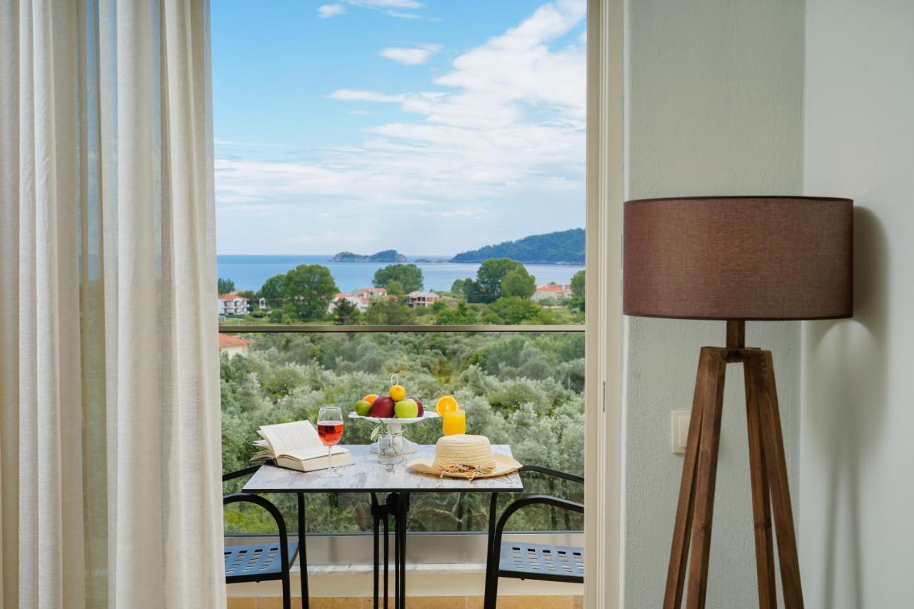 Mon Avis Boutique Hotel Khrysi Ammoudia Eksteriør bilde