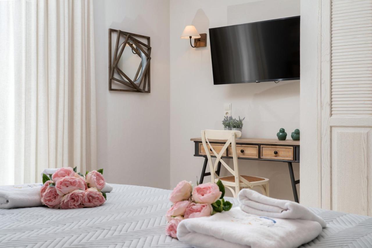 Mon Avis Boutique Hotel Khrysi Ammoudia Eksteriør bilde